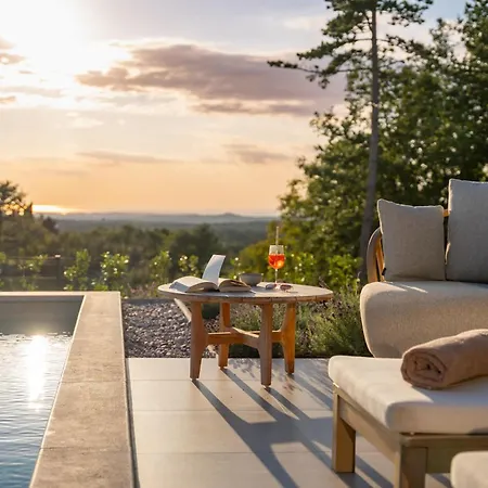 Zeleni Mir - Stunning Sunset & Seaview